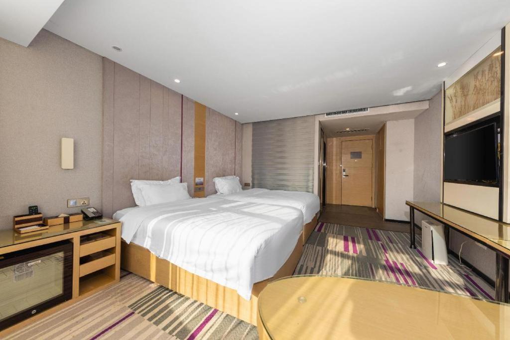 Lavande Hotel Nanchang Ai XI Hu Subway East Station Branch Bagian luar foto