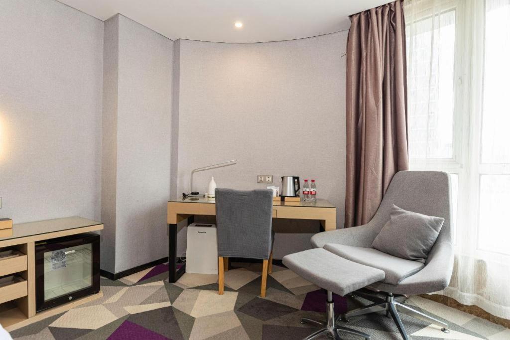 Lavande Hotel Nanchang Ai XI Hu Subway East Station Branch Bagian luar foto